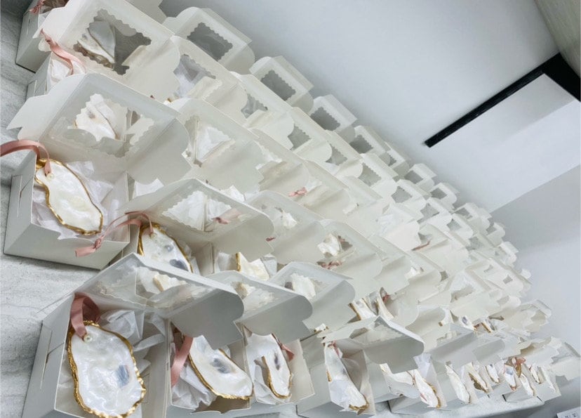 Wedding Ornament Favors Custom Wedding Favor Boxes Oyster Shell Beach Wedding Favors Bridal Shower Favors Ornament Gift Box Personalized