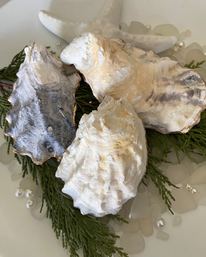 Best Friend Bestie Gifts Custom Birth Flower Jewelry Dish Oyster Shell Ring Dish Friendship Ring Dish Wedding Bridesmaid Gift Best Friend Ring Dish Christmas Gift for Her Best Friend Gift  Perfect Bridesmaid or Bestie Gift Wildflower Ring Dish