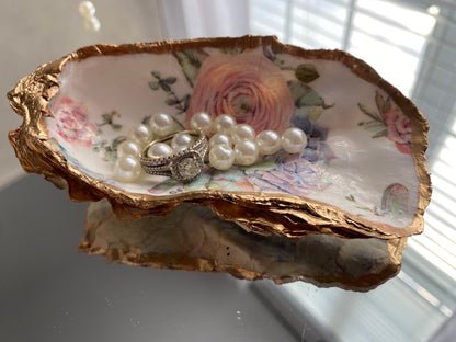 Mom Birthday Gift for Oyster Shell Jewelry Dish Christmas Gift for Her Happy Birthday Personalized Birthday Gift Handmade Shell Art Decor