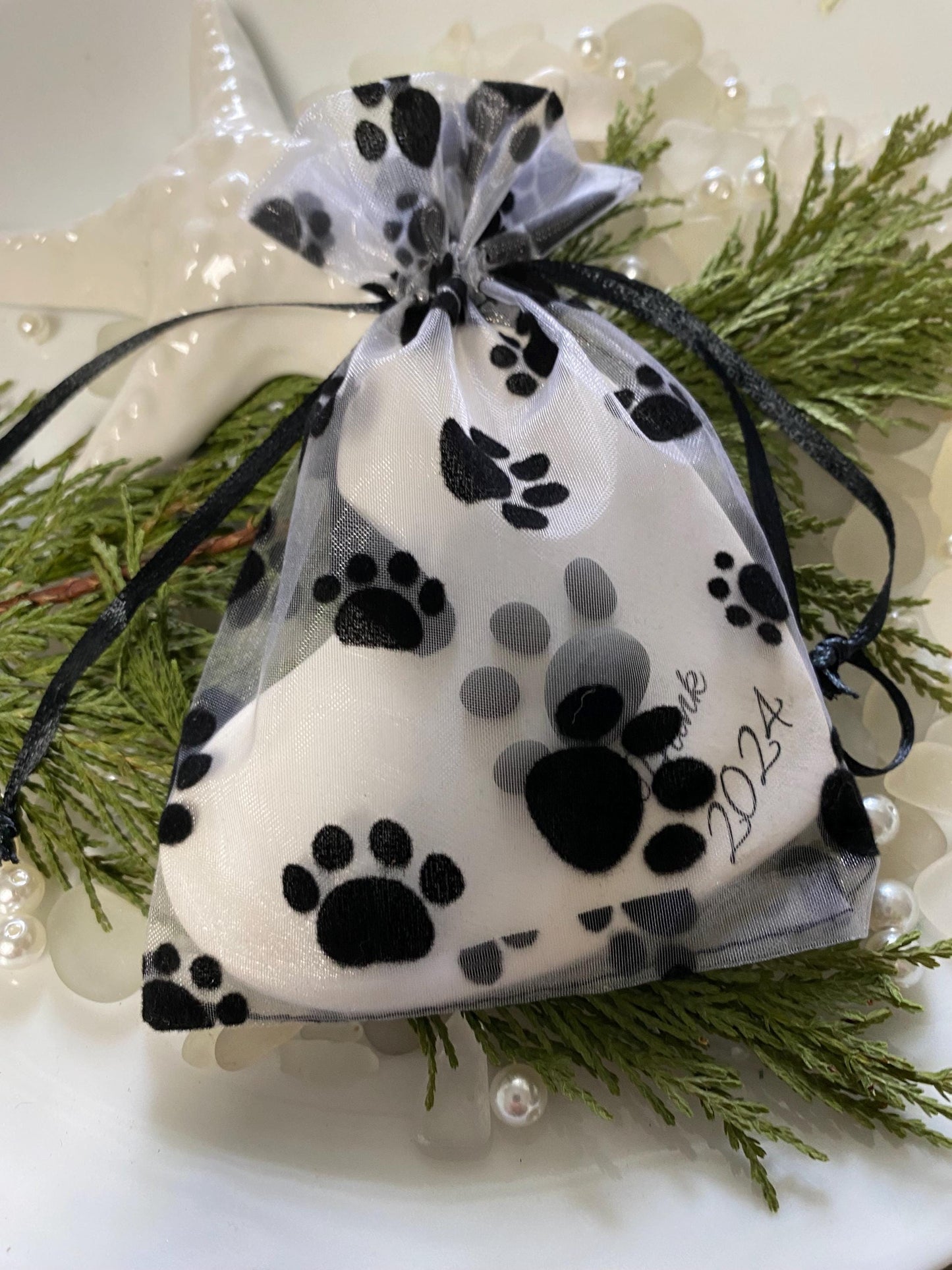 Custom Dog Paw Christmas Ornament Dog Memorial Ornament Pet Paw Ornament Dog Paw Decoration Keepsake Personalized Dog Paw Print Ornament